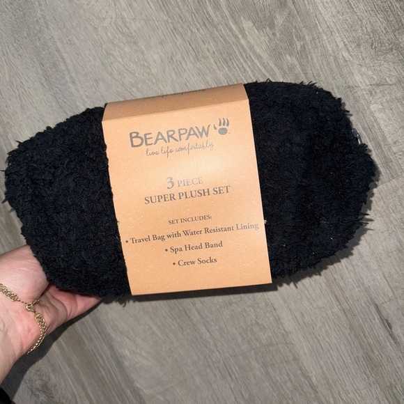 BearPaw Black Plush Accessory Set - Picture 2 of 4